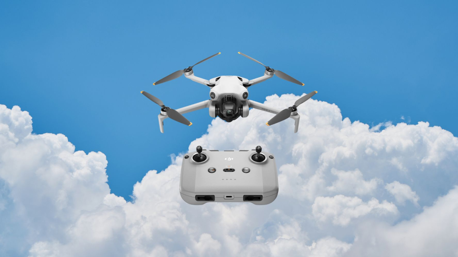 Le prix du drone pliable DJI Mini 4 Pro ne s’envole pas sur Amazon, bien au contraire