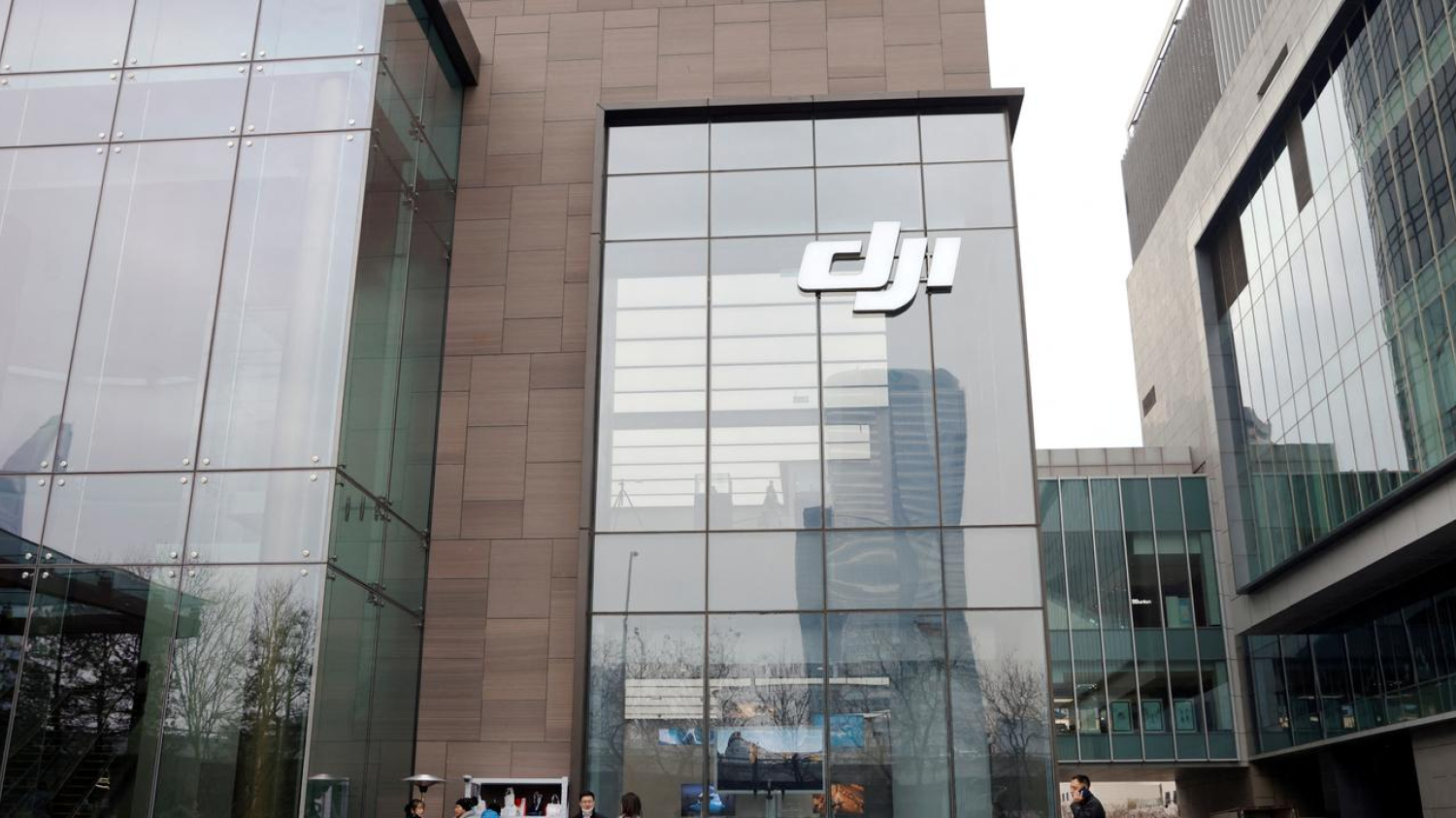 Le fabricant de drones chinois DJI poursuit le Pentagone pour l’avoir inscrit sur sa liste noire