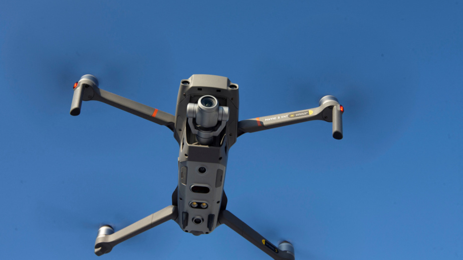 Pékin fustige Washington qui envisage une interdiction des drones chinois