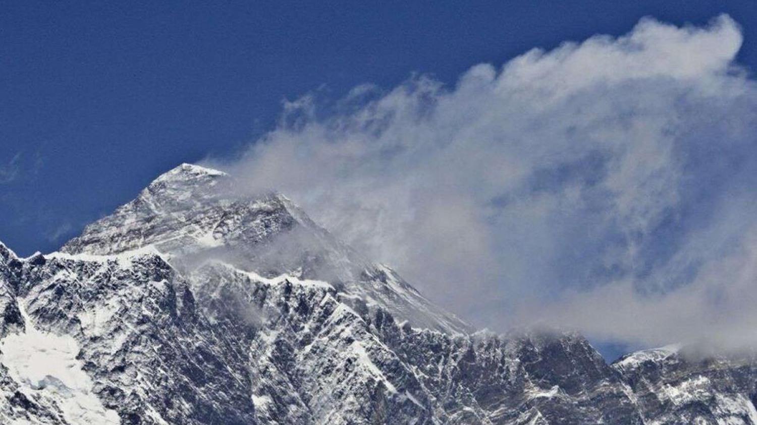 Everest : comment des drones pourraient bouleverser les expéditions dès avril 2025