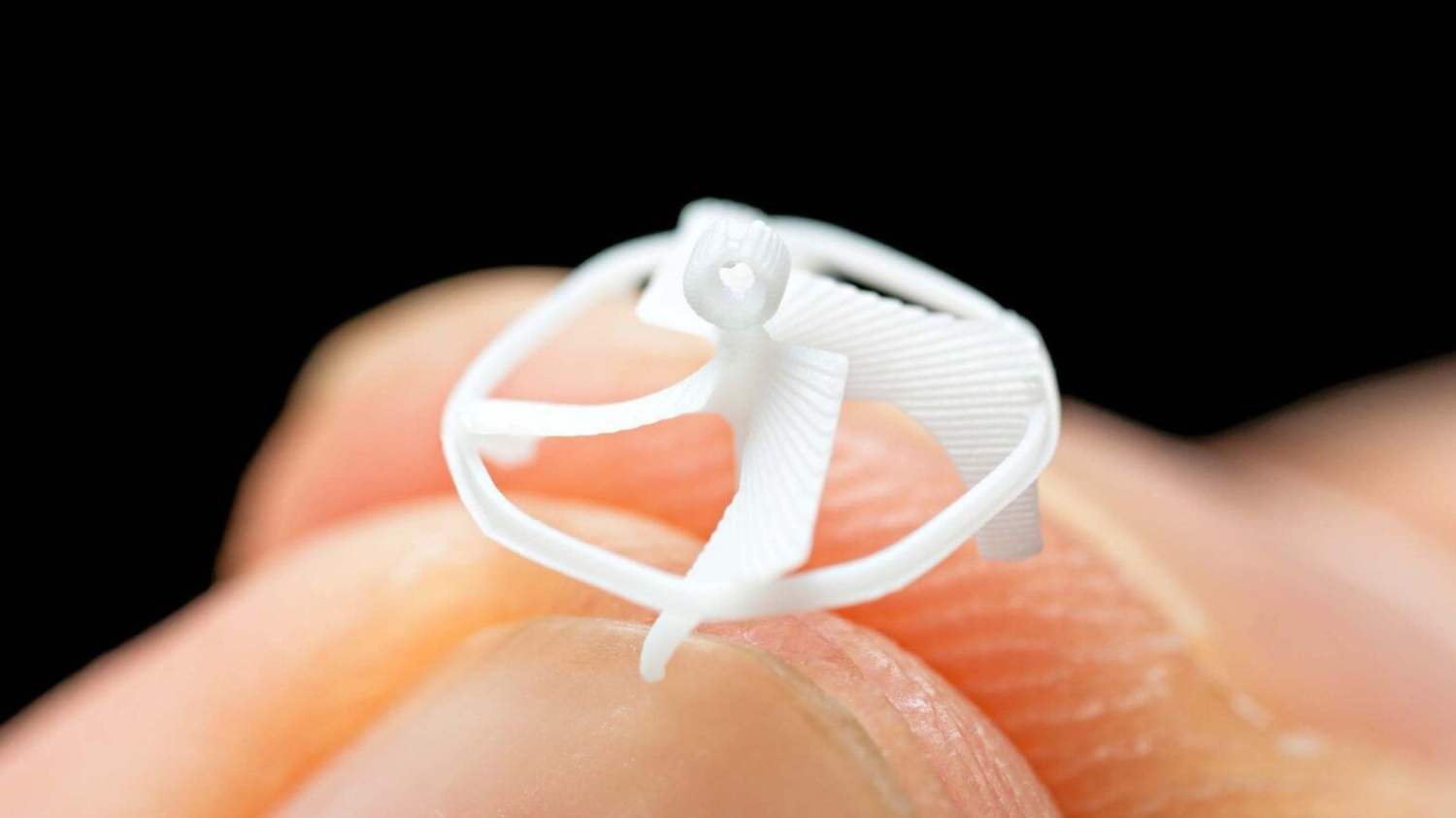 Bientôt un micro drone capable de polliniser les cultures ? 