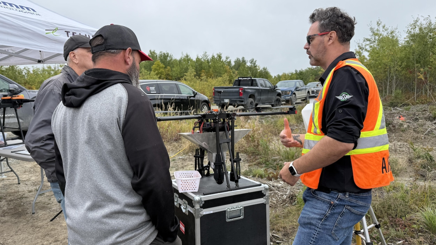 Des drones pourraient bientôt aider à reboiser des forêts au Québec