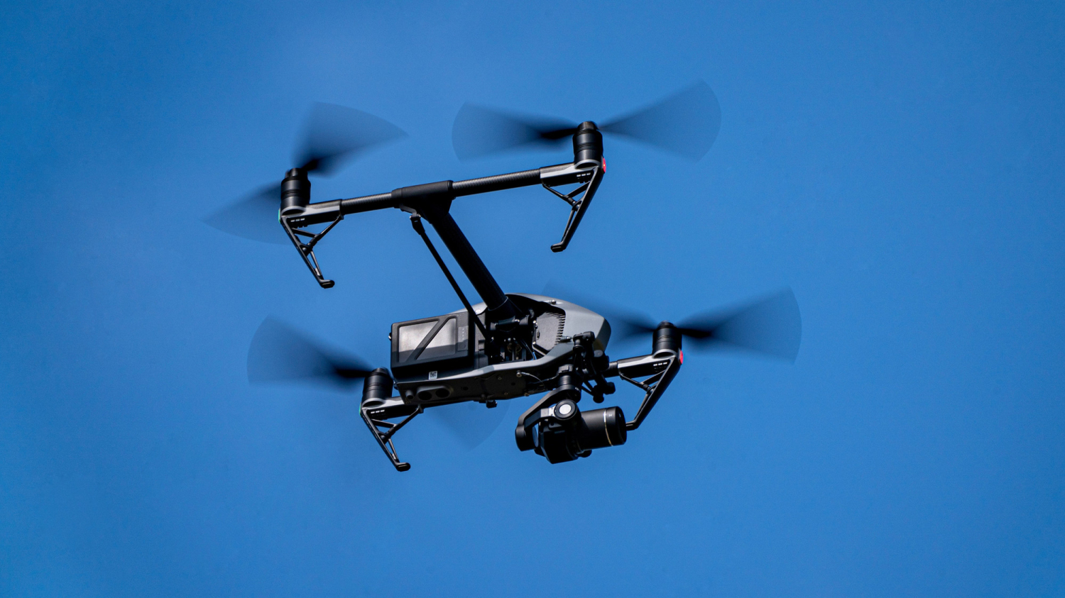 Le SPVG les utilisent de plus en plus | Automobilistes de Gatineau, attention! Les drônes vous surveillent…