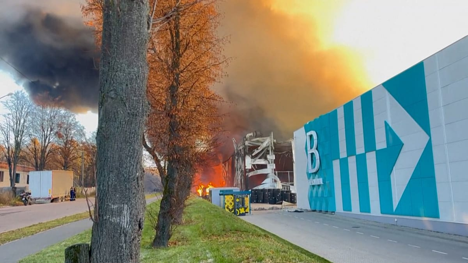 Vidéo. Lviv et Kharkiv frappées par des drones et des missiles russes