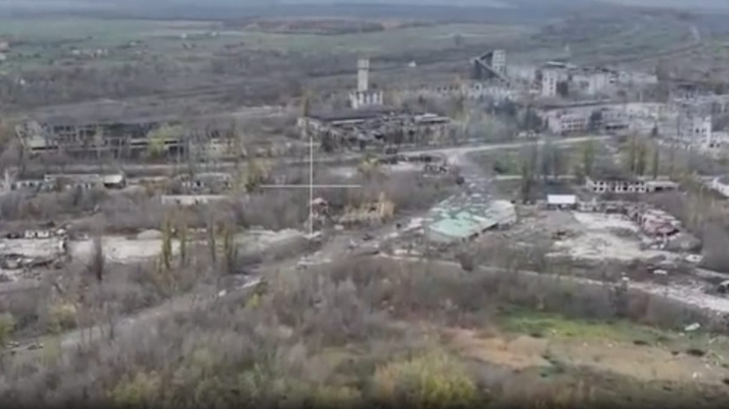 Vidéo. Images de drone montrent Pokrovsk, Russes et Ukrainiens se disputent une ville clé de Donetsk
