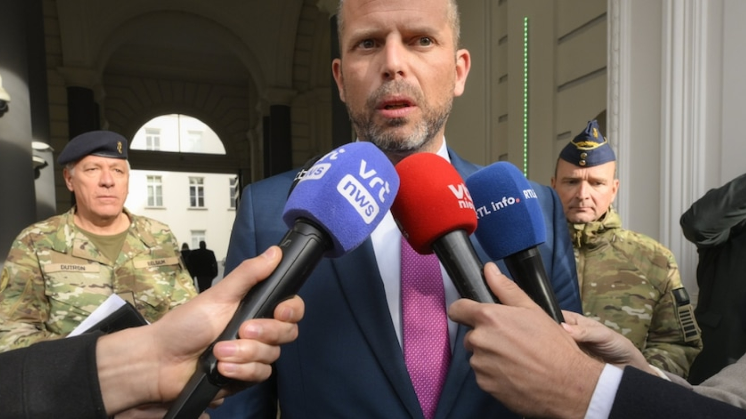 Intrusion de drones dans l'espace aérien : la France vient en aide à la Belgique