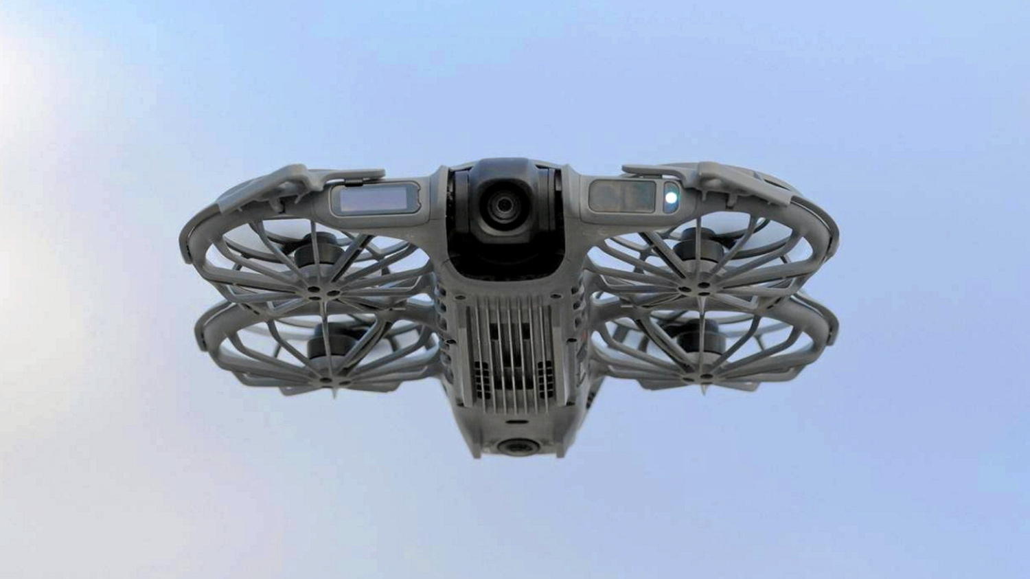 DJI Neo 2 : le drone qui vous suit partout et fait de vous un Jedi