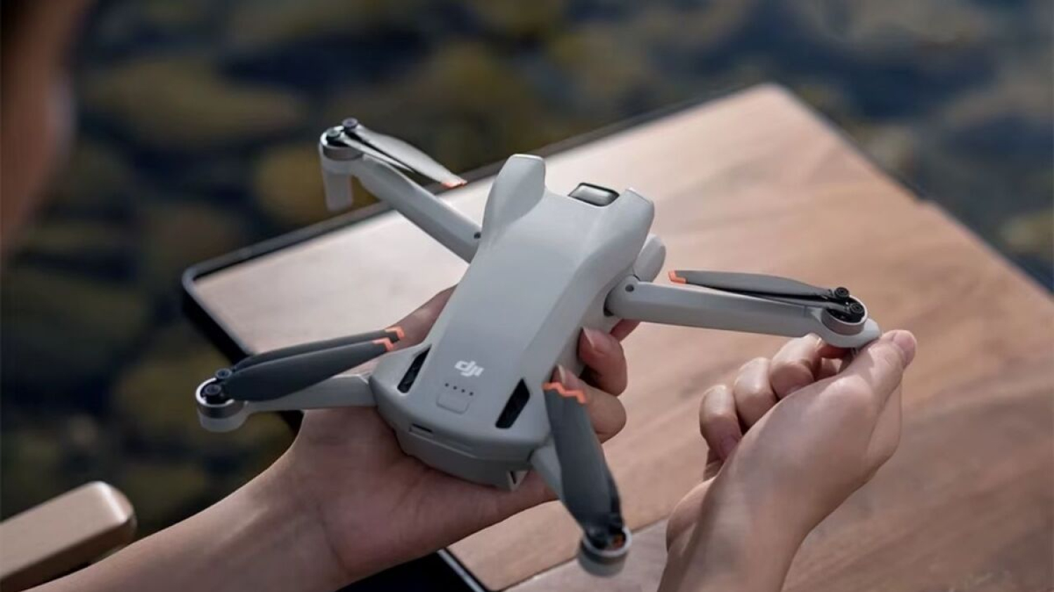 Le drone DJI Mini 3 ultra prisé est enfin en promo, attention les stocks sont limités