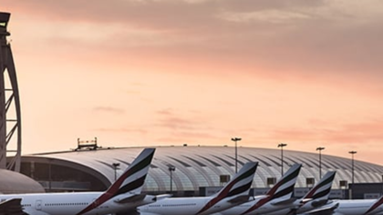 Quatre blessés dans la chute de deux drones près de l'aéroport de Dubaï