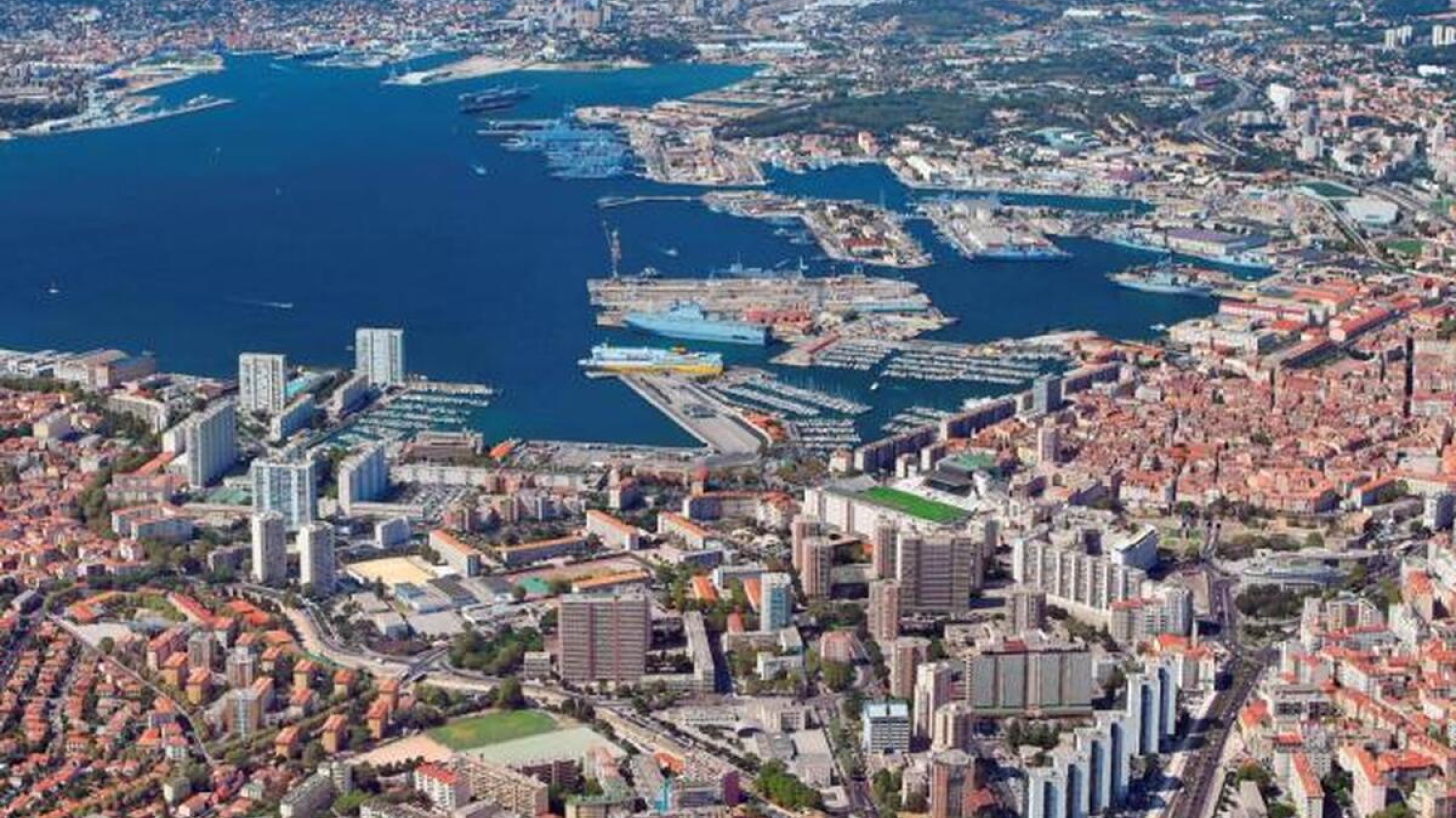 Un drone non-autorisé détecté en train de survoler la base navale de Toulon, un homme interpellé