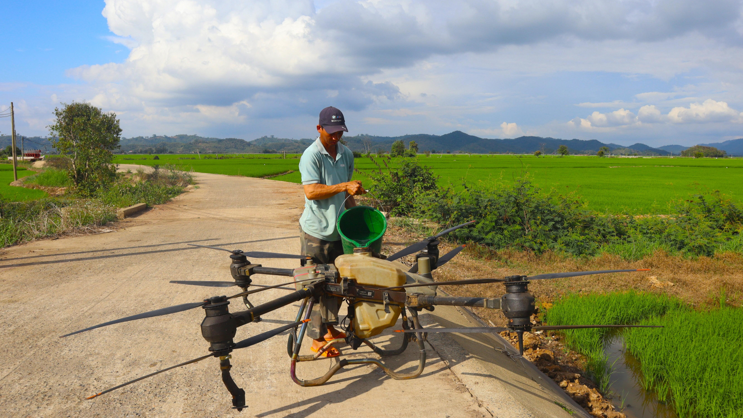 « Numériser » les champs à l'aide de drones.