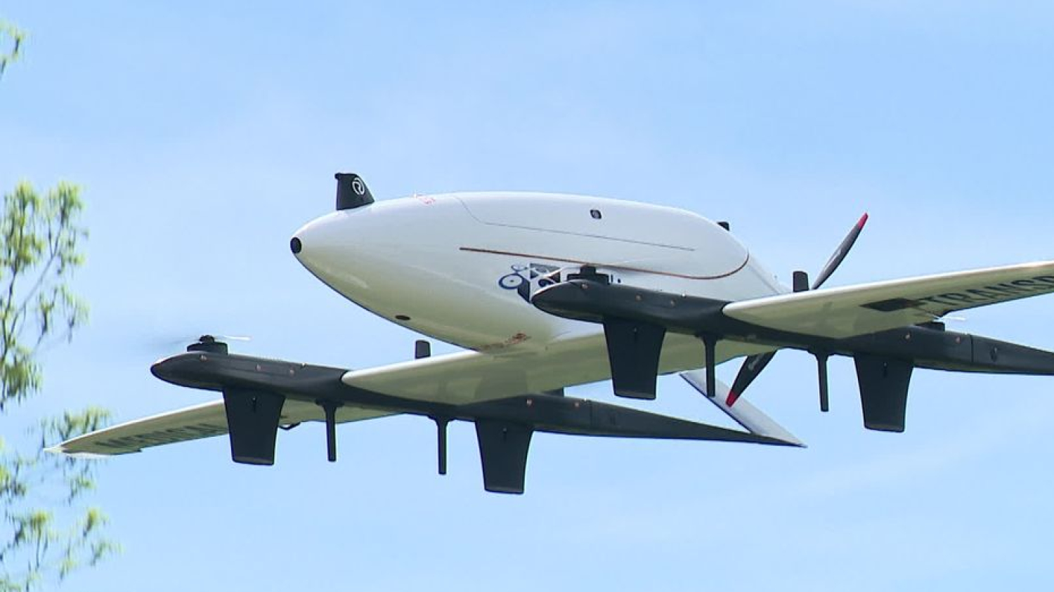 Médicaments livrés par drone à des hôpitaux : "du temps gagné", pour un meilleur accès aux soins ?