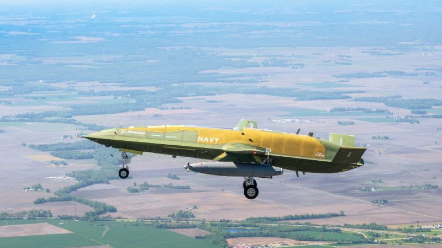 Boeing franchit une étape clé avec le 1er vol d'un drone ravitailleur pour l'US Navy