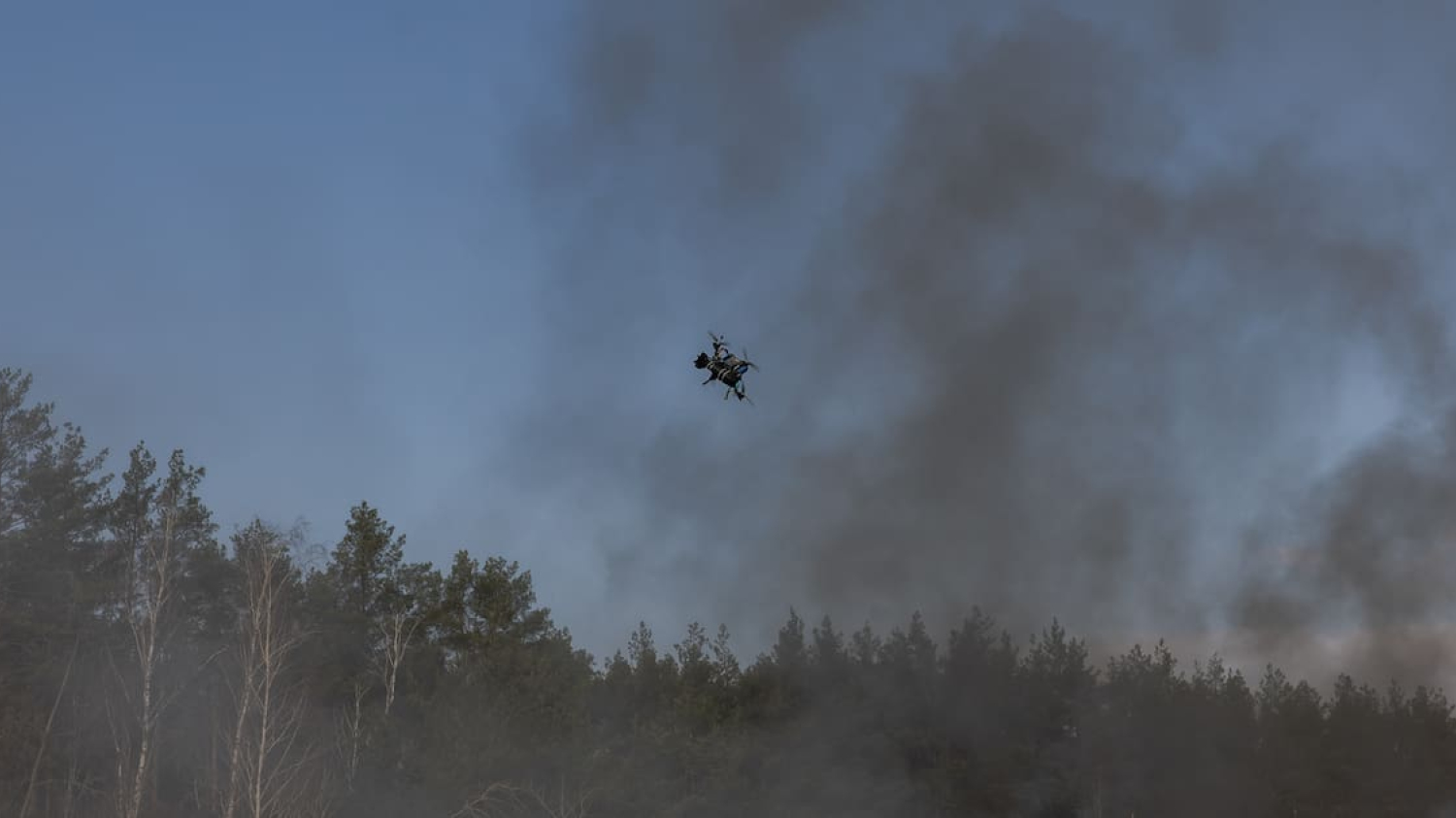 En Lettonie, un drone perdu explose et se noie dans un lac
