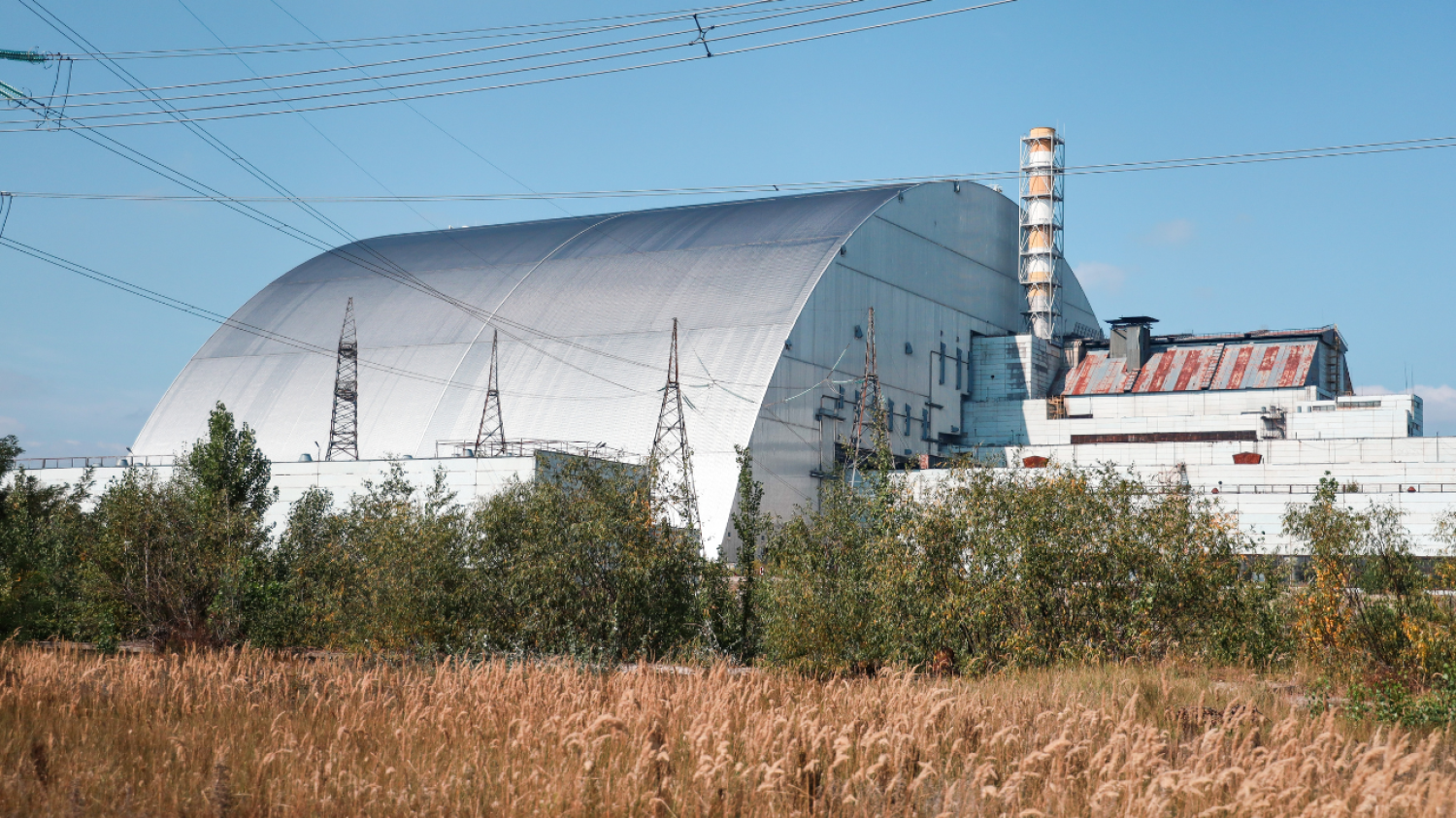 Menace à Tchernobyl : un drone frappe un entrepôt de combustible nucléaire, les autorités surveillent les radiations