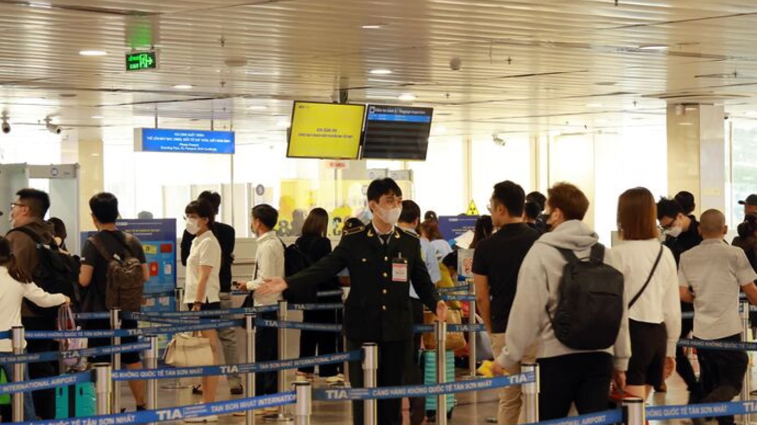 De drones à l’aéroport de Tân Son Nhât : 73 vols directement impactés