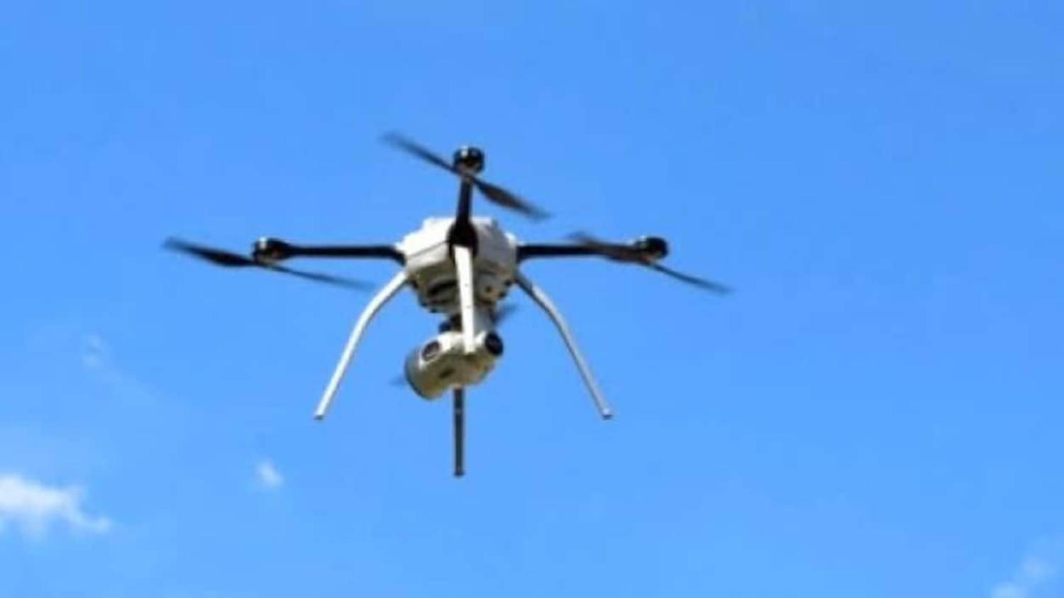 Des drones sur les lieux d’un incident avec les policiers