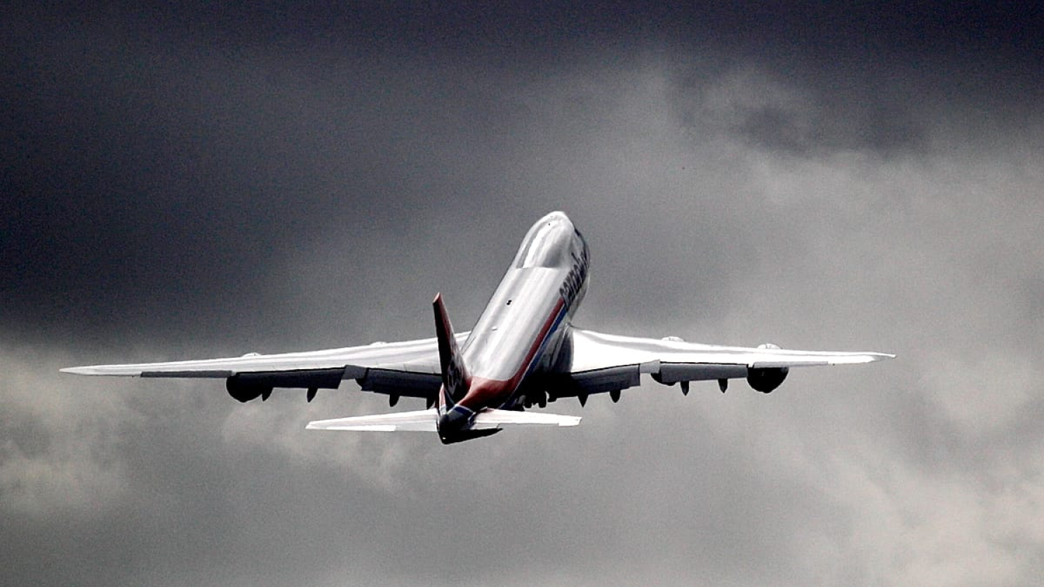 Reprise du trafic à l'aéroport de Luxembourg après des drones détectés dans la nuit