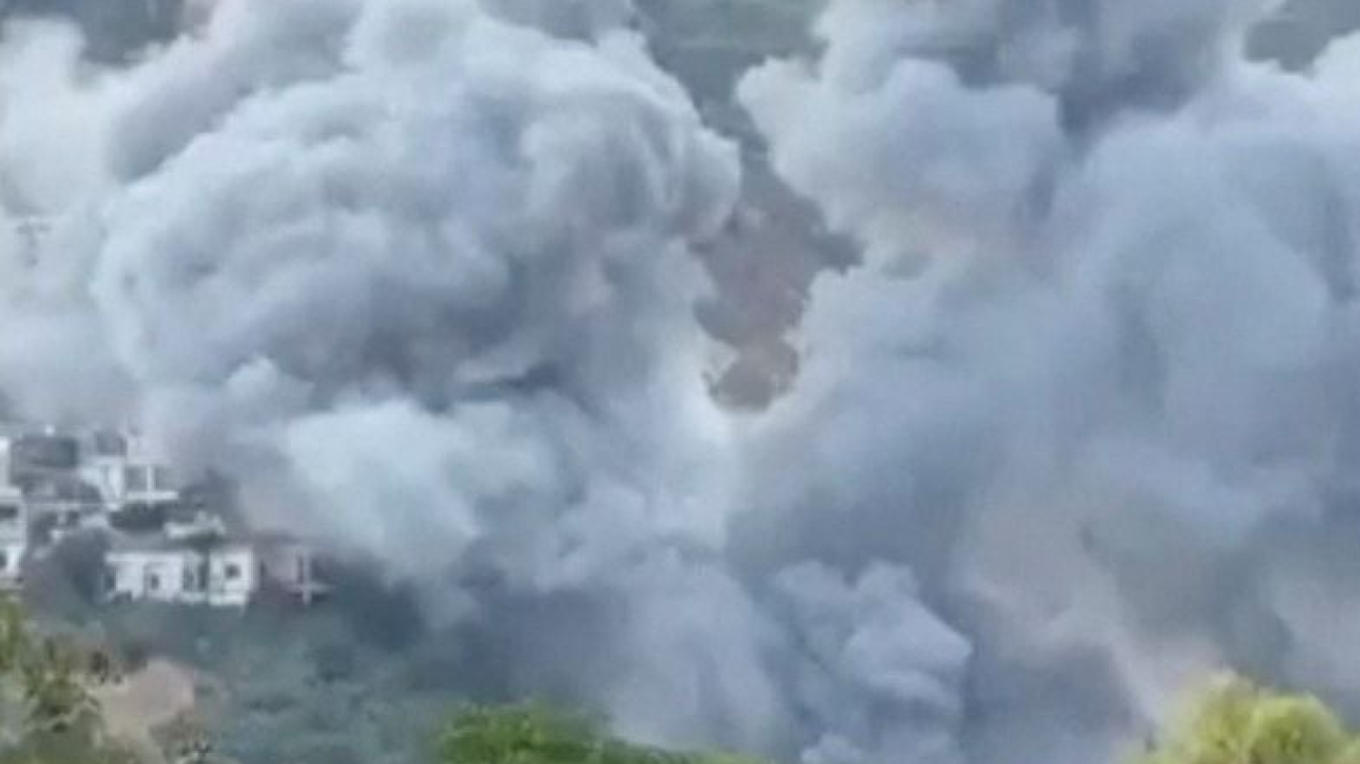 Au moins 11 morts dans des frappes israéliennes intenses sur le Liban-Sud dans la nuit ; l'Iran va déclarer une « zone interdite » près du détroit d'Ormuz 