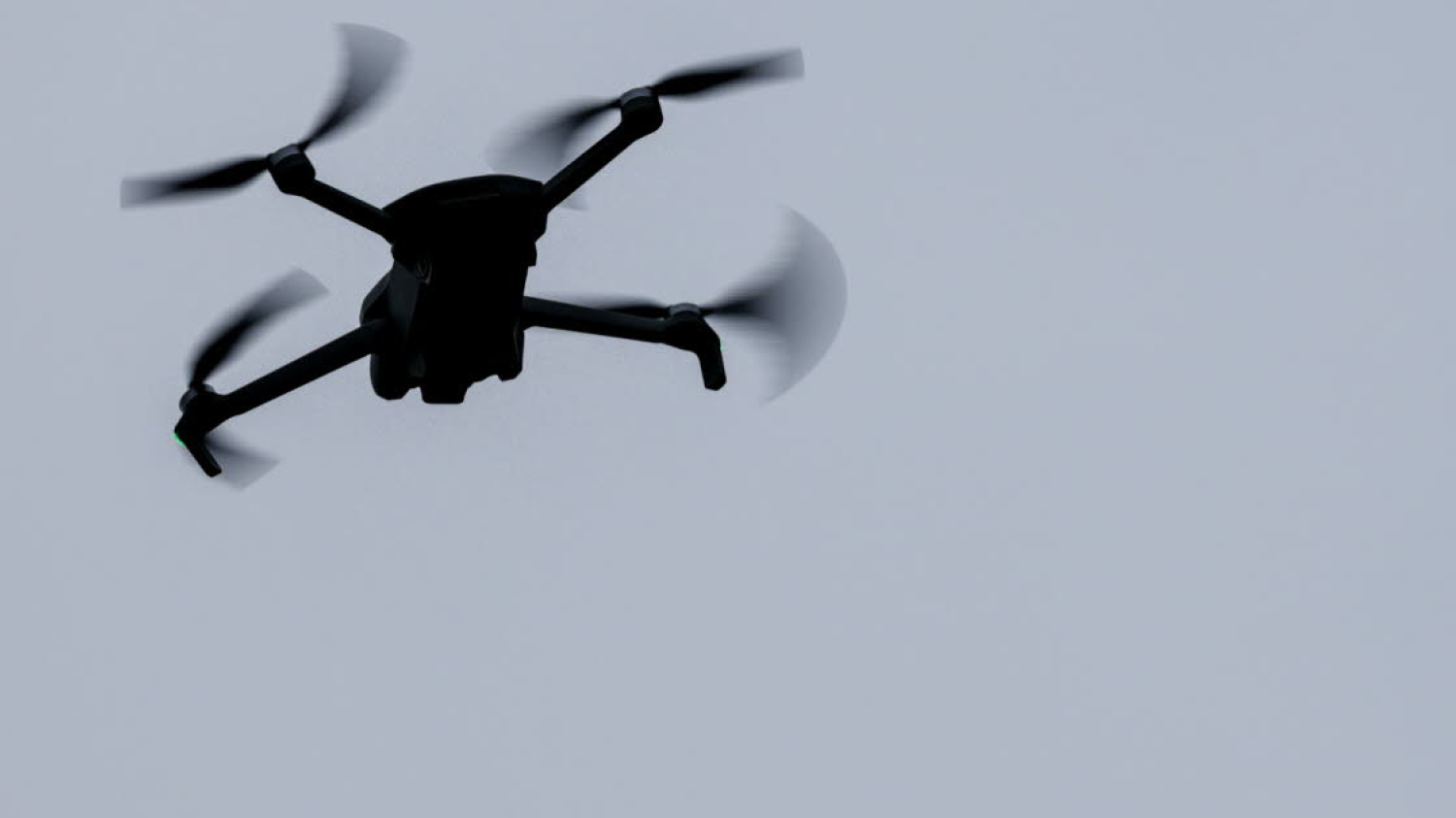 Geispolsheim-Gare. Se croyant espionnée, elle tire sur le drone qui inspecte... les lignes à haute ...