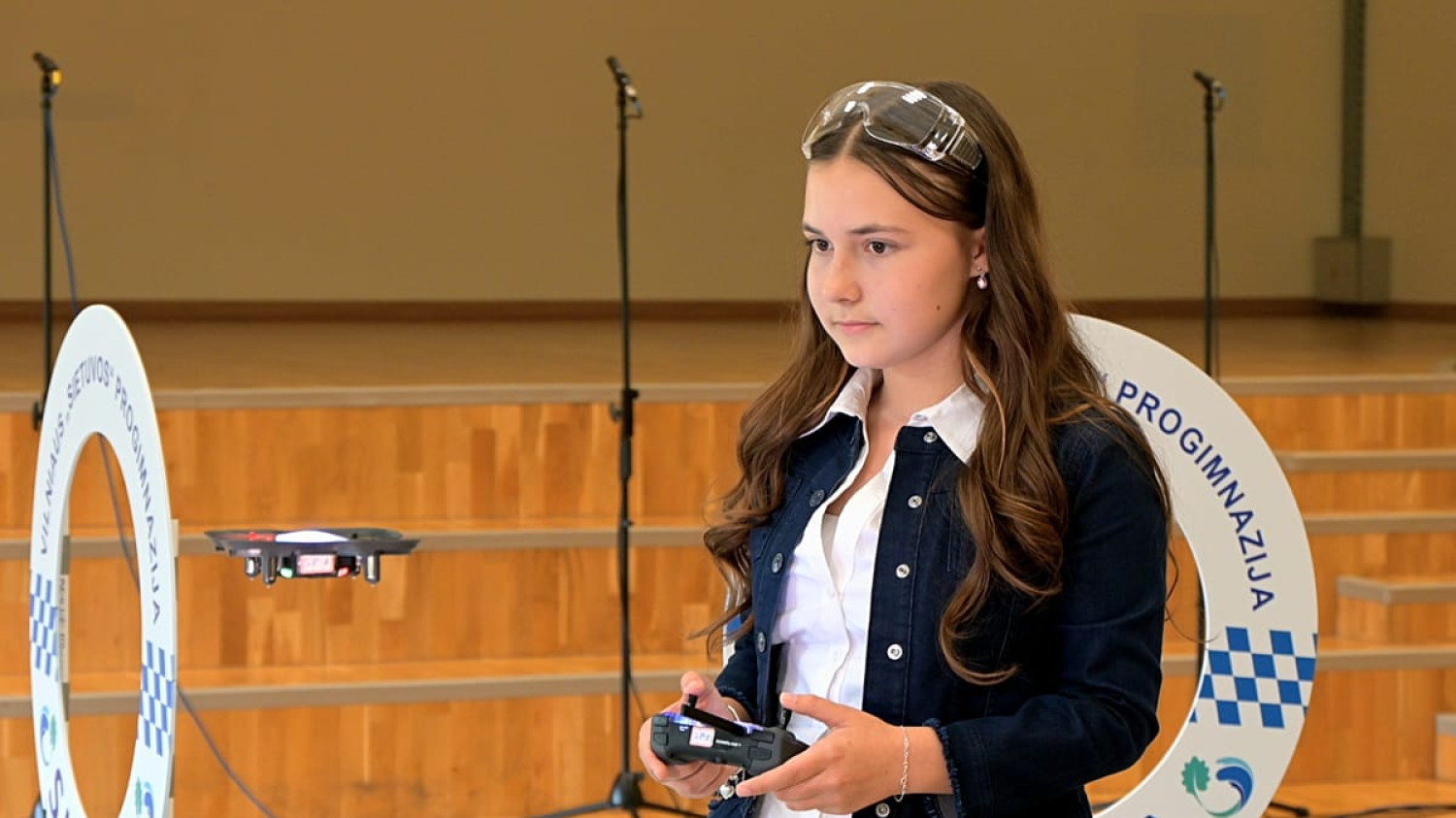 Lituanie : pourquoi les enfants apprennent à construire des drones à l'école ?