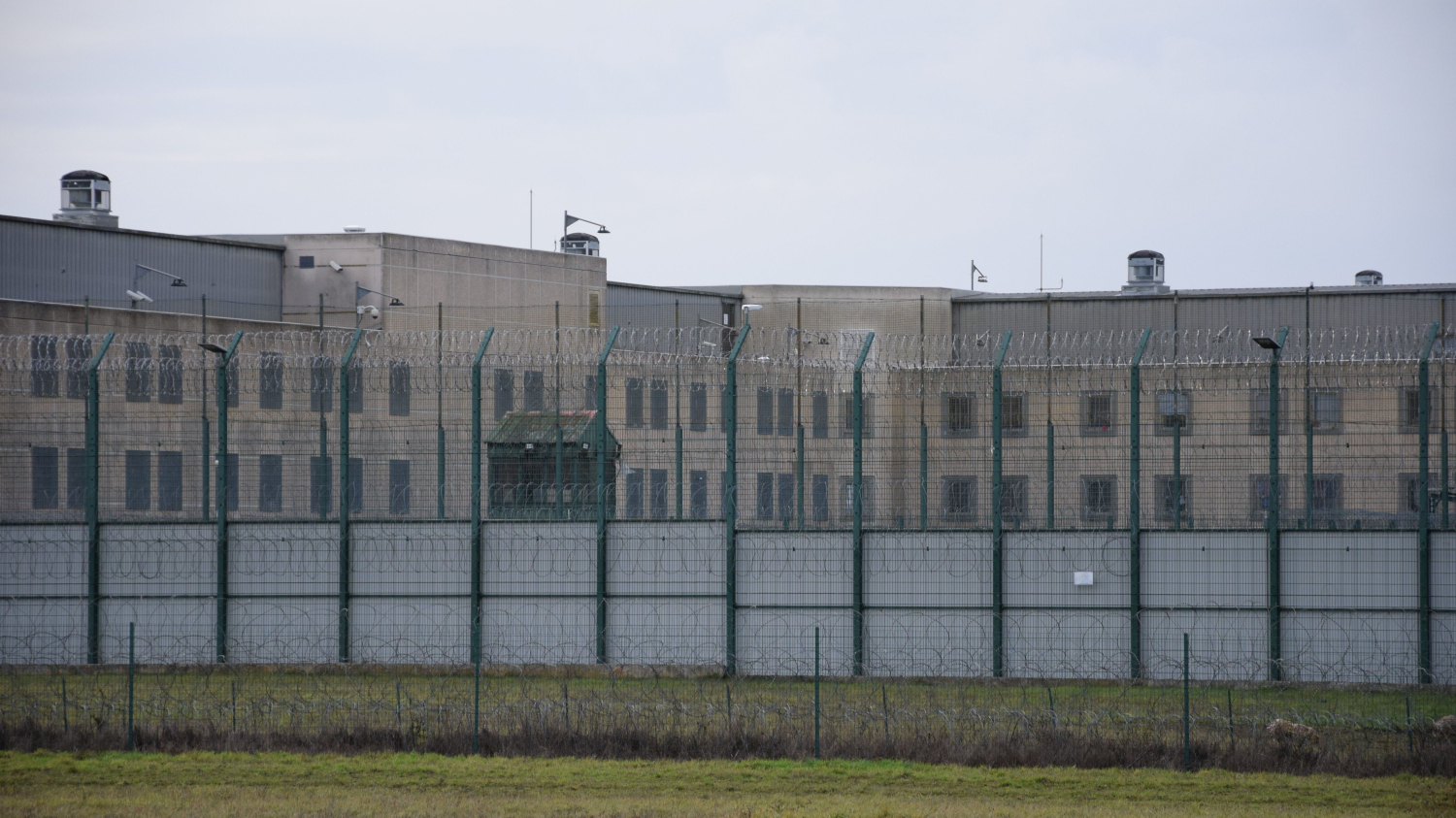 Un parachutage par drone déjoué à la prison à Châteaudun