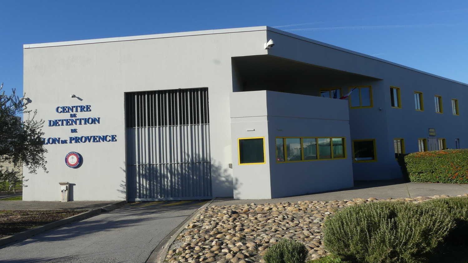 Salon-de-Provence : les livraisons par drone, fléau du centre de détention